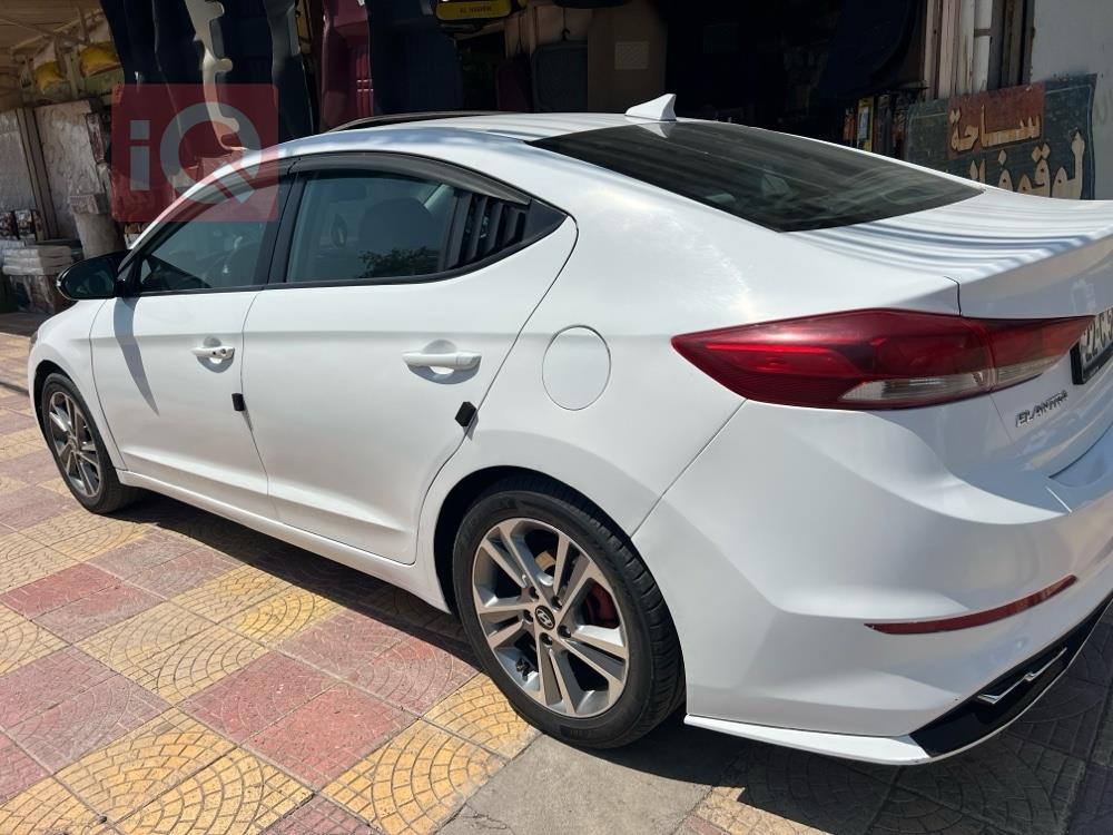 هيونداي النترا